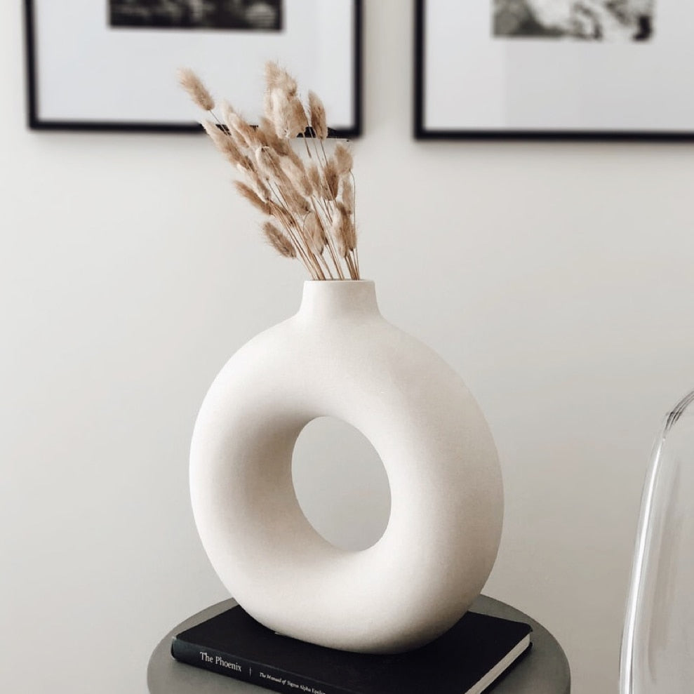 Nordic Circular Vase