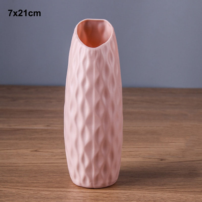 Marandi Modern Plastic Vase